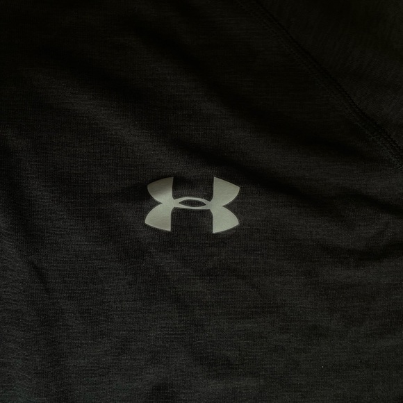 Under Armour Men’s Dark Grey Heatgear Hoodie Button Longsleeve Shirt - Picture 2 of 6